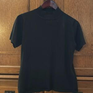 EUC Sag Harbor High Neck Metallic Shimmer Short Sleeve Dressy Top Sweater